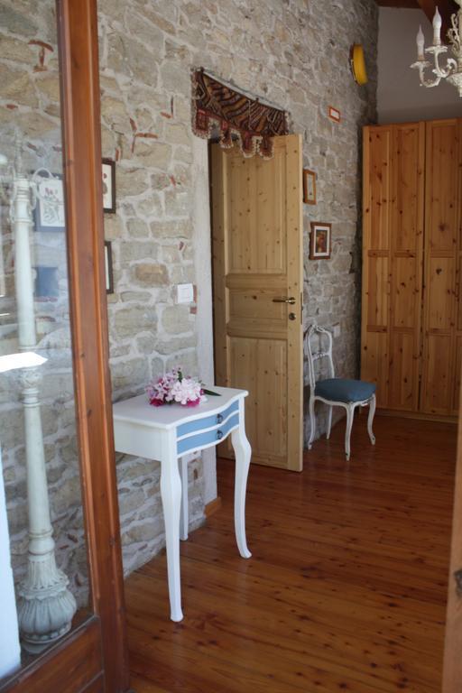 Rocca Del Vento Bed & Breakfast San Pantaleone Exterior photo